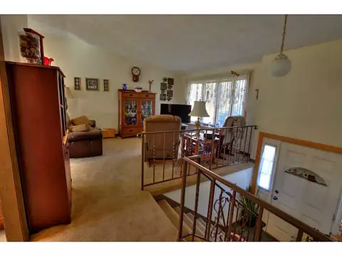 31 Bugbee Ave, Warwick, RI 02889 photo 14