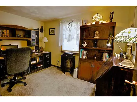 31 Bugbee Ave, Warwick, RI 02889 photo 13