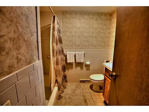 31 Bugbee Ave, Warwick, RI 02889 photo 9