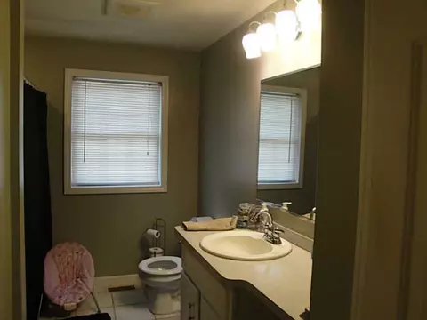 103 Vineyard St, Woonsocket, RI 02895 photo 6