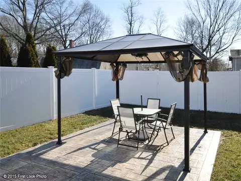 84 Lloyd Ave, Warwick, RI 02889 photo 10