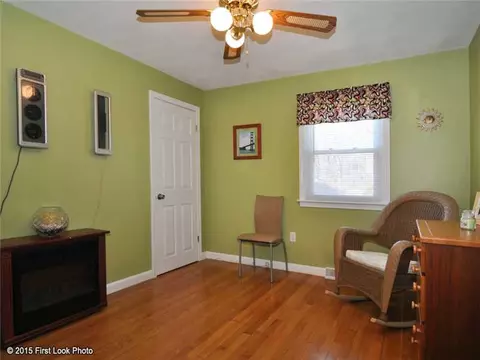 84 Lloyd Ave, Warwick, RI 02889 photo 21