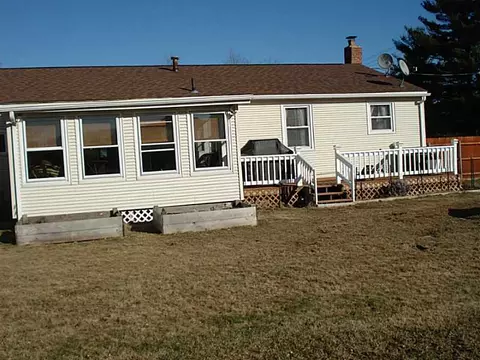 159 Stoneham Dr, Woonsocket, RI 02895 photo 16