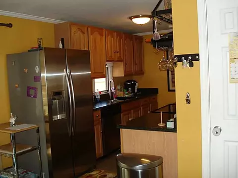 159 Stoneham Dr, Woonsocket, RI 02895 photo 7