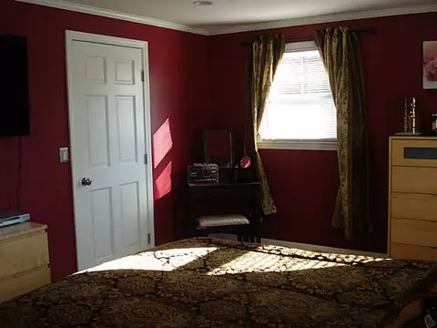 159 Stoneham Dr, Woonsocket, RI 02895 photo 9