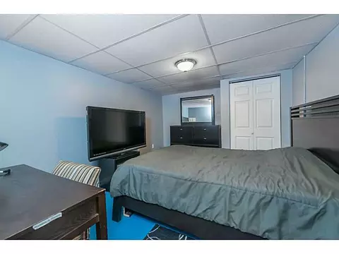10 Wayne Rd, Woonsocket, RI 02895 photo 8