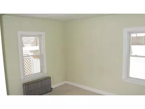 60 Saint Cecile Ave, Woonsocket, RI 02895 photo 6