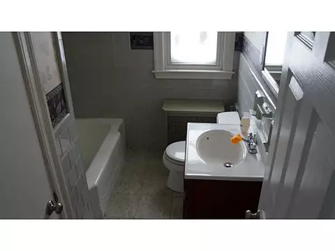 60 Saint Cecile Ave, Woonsocket, RI 02895 photo 3