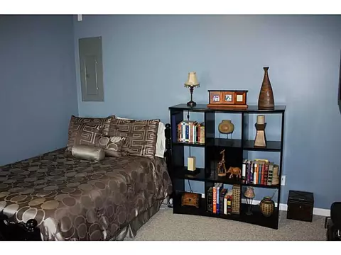 40 Arland Ct, Woonsocket, RI 02895 photo 17