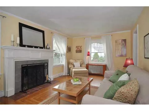 14 Cornell Ave, Warwick, RI 02888 photo 4