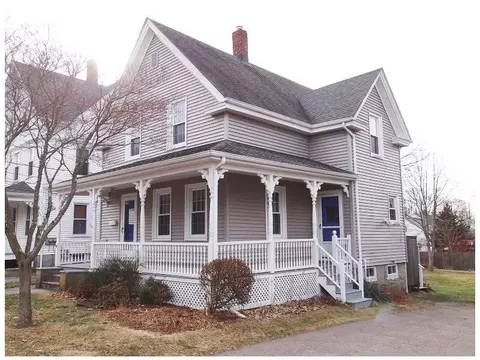 29 Chester Ave, Westerly, RI 02891 photo 1