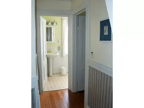 29 Chester Ave, Westerly, RI 02891 photo 10