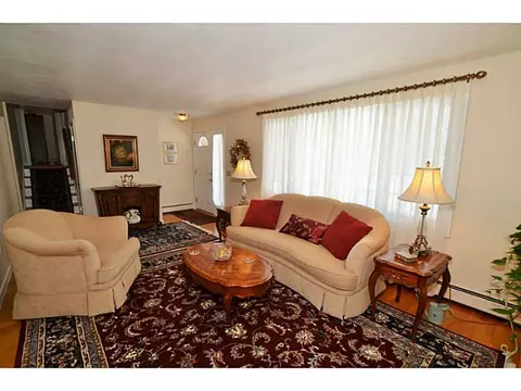 16 Janet Dr, Warwick, RI 02886 photo 7