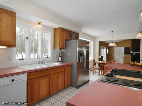 46 Falcon Ridge Dr, Exeter, RI 02822 photo 7