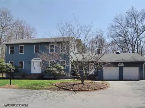 46 Falcon Ridge Dr, Exeter, RI 02822 photo 1