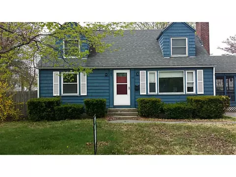 35 Keystone Dr, Warwick, RI 02889 photo 1