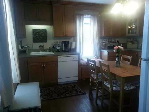 460 Coe St, Woonsocket, RI 02895 photo 5