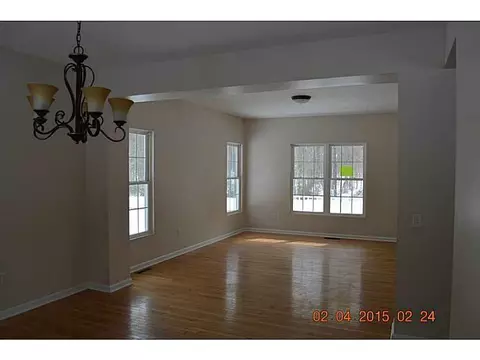 5 Arbor Dr, Coventry, RI 02816 photo 4