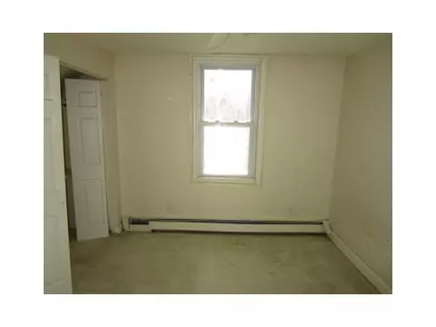 182 Logee St, Woonsocket, RI 02895 photo 10