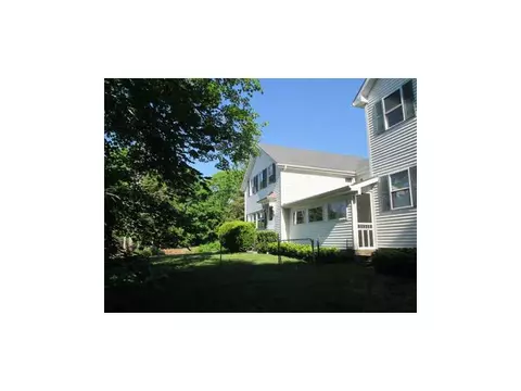 98 Shore Rd, Westerly, RI 02891 photo 3