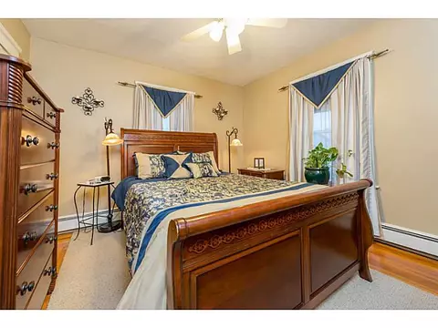 164 Grand St, Woonsocket, RI 02895 photo 9