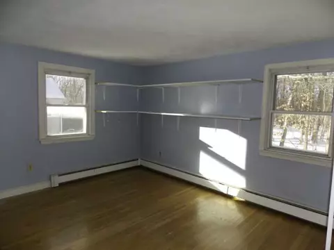 133 Glaude Ln, Woonsocket, RI 02895 photo 10