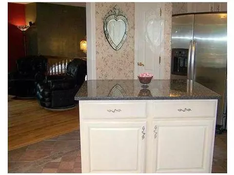 170 Lloyd Ave, Warwick, RI 02889 photo 6