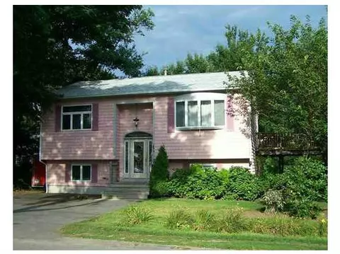 170 Lloyd Ave, Warwick, RI 02889 photo 1