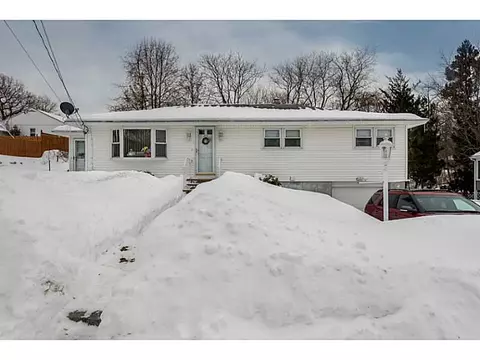 211 Getchell Ave, Woonsocket, RI 02895 photo 1