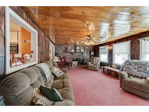 211 Getchell Ave, Woonsocket, RI 02895 photo 8