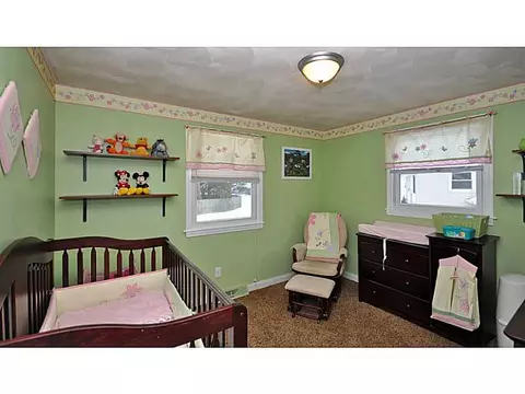 12 Lloyd Ave, Warwick, RI 02889 photo 11