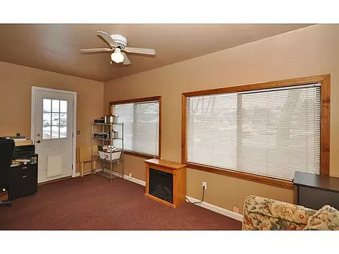 12 Lloyd Ave, Warwick, RI 02889 photo 8
