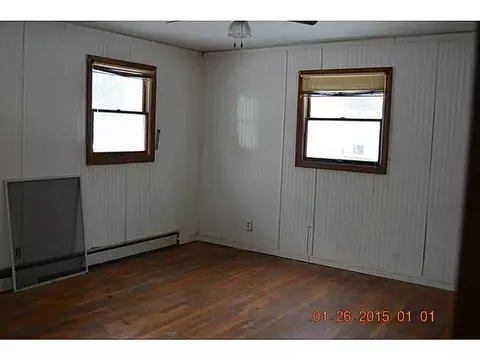 12 Lakeside Dr, Westerly, RI 02891 photo 5