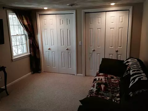 53 Red Chimney Dr, Warwick, RI 02886 photo 12