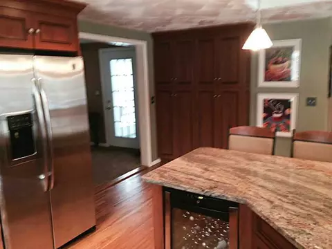 53 Red Chimney Dr, Warwick, RI 02886 photo 3