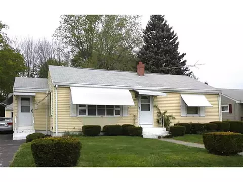 82 Irene Blvd, Woonsocket, RI 02895 photo 1