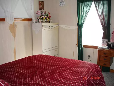 348 Park Pl, Woonsocket, RI 02895 photo 6