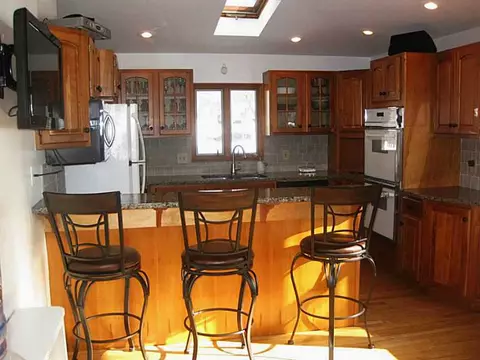 129 Rodney Rd, Warwick, RI 02889 photo 6