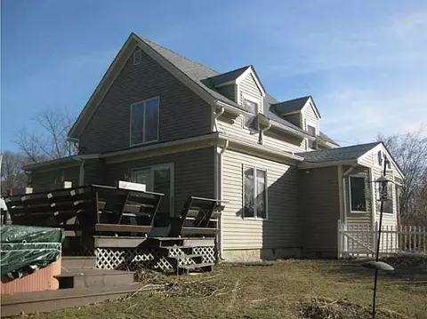129 Rodney Rd, Warwick, RI 02889 photo 5