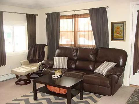 85 Logan St, Warwick, RI 02889 photo 21