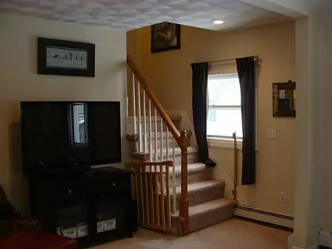 85 Logan St, Warwick, RI 02889 photo 22