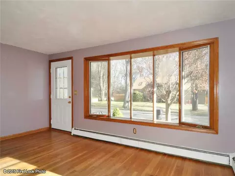 93 Sefton Ave, Warwick, RI 02889 photo 7