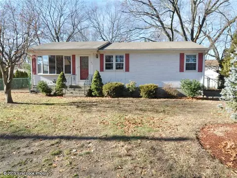 93 Sefton Ave, Warwick, RI 02889 photo 1