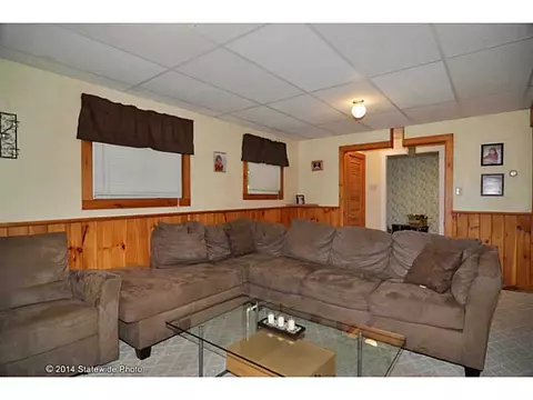 139 Valley St, Woonsocket, RI 02895 photo 10