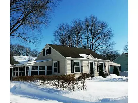 96 Hamilton Ave, Warwick, RI 02886 photo 1