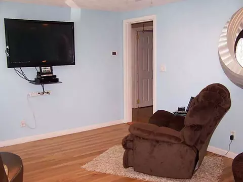 96 Hamilton Ave, Warwick, RI 02886 photo 7