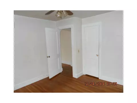 84 Cavalcade Blvd, Warwick, RI 02889 photo 10