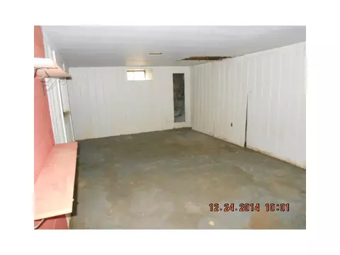 84 Cavalcade Blvd, Warwick, RI 02889 photo 11