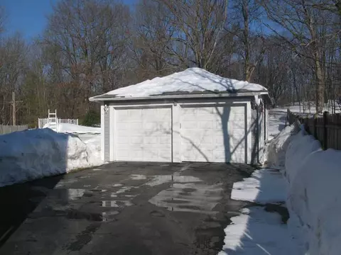 317 Eighth Ave, Woonsocket, RI 02895 photo 2
