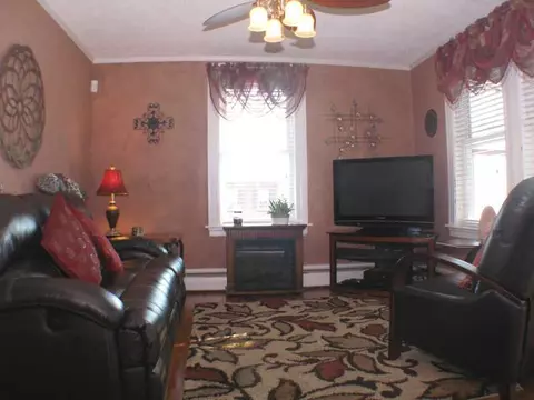 317 Eighth Ave, Woonsocket, RI 02895 photo 9
